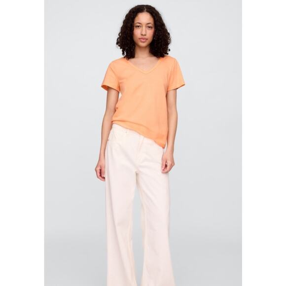 *NWT* GAP Favorite V-Neck T-Shirt/Tee. Orange Kiss. Size: S - Picture 5 of 7